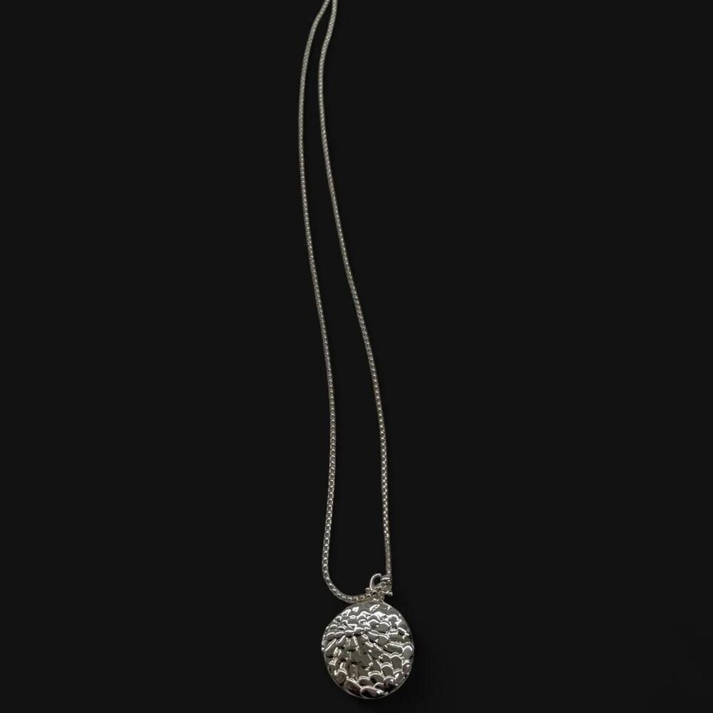 Avon 2018 Floral Metal Locket Necklace Silvertone